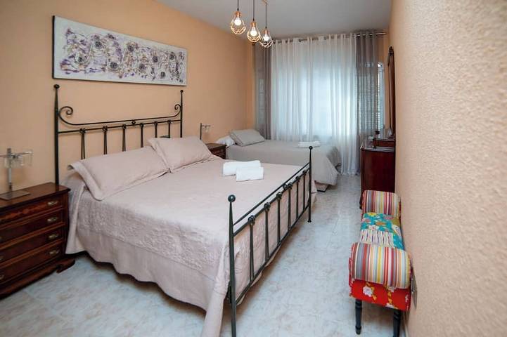 Ideal Familias hasta 15 Personas en San Martín de Valdeiglesias Madrid in San Martín de Valdeiglesias, Provincia de Madrid