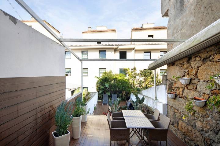 Holiday Home 'Lidador House' with Private Terrace, Private Garden and Wi-Fi in Vila do Conde, Porto District