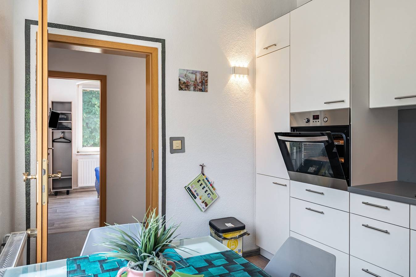 Ganze Wohnung, Apartment „Gästewohnung Hohenhameln“ mit Bergblick, Gemeinschaftsterrasse und Wlan in Hohenhameln, Hannover und Umgebung