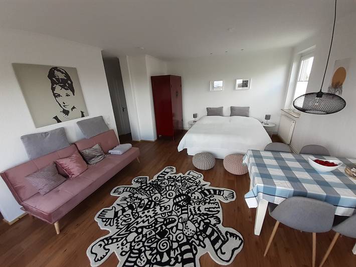 Ferienwohnung für 2 Personen, mit Seeblick und Balkon - 1