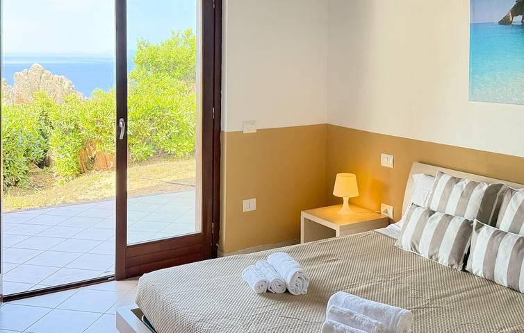 Apartamento con vistas al mar, piscina y aparcamiento en Costa Paradiso in Costa Paradiso, Trinità d'Agultu e Vignola