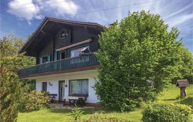Ferienwohnung für 4 Personen, mit Terrasse und Garten in Arrach