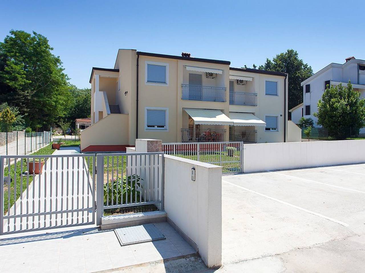 Ganze Wohnung, Rosi in Kukci, Porec und Umgebung