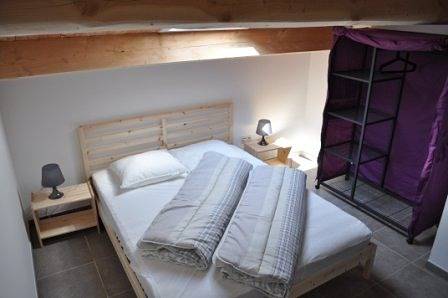 Gîte pour 6 personnes, avec terrasse ainsi que jardin et piscine à Vallon-Pont-d'Arc - 4