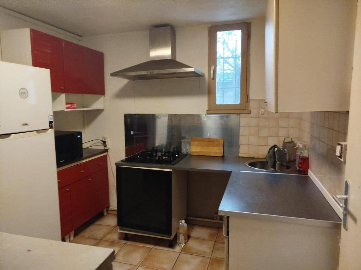 Appartement entier, One-Bedroom Apartment in Avignon, Vaucluse