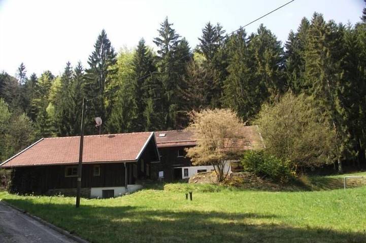 Ferienhaus für 15 Personen, mit Terrasse und Garten in Kollnburg