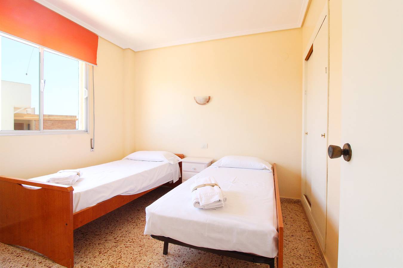 Apartamento entero, Global Vacacional: Apartamento con terraza y vistas a la playa in Canet de Berenguer, Costa de Valencia