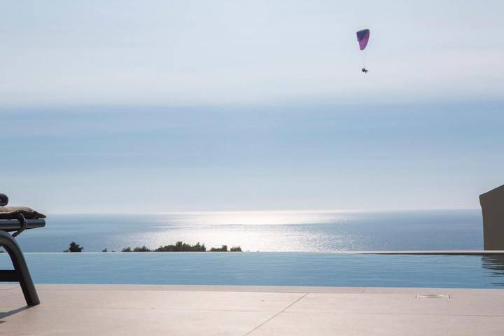 Chalet para 6 personas, con balcón y piscina - 1