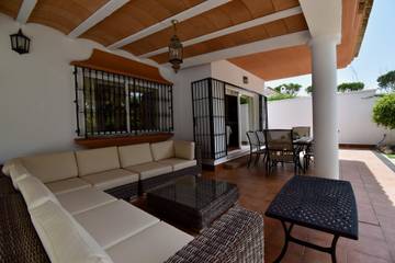Chalet para 8 Personas en Chiclana de la Frontera, Costa de la Luz, Foto 4