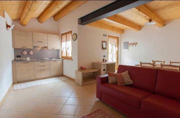 Appartamento per 3 persone, con Balcone e Terrazza nonché Giardino e Sauna a Bosco Chiesanuova