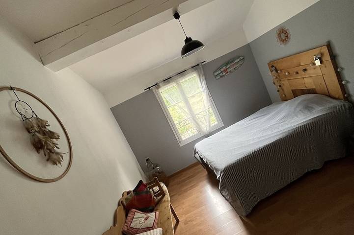 Location de vacances pour 6 personnes, avec terrasse et jardin à Cuges-les-Pins - 3