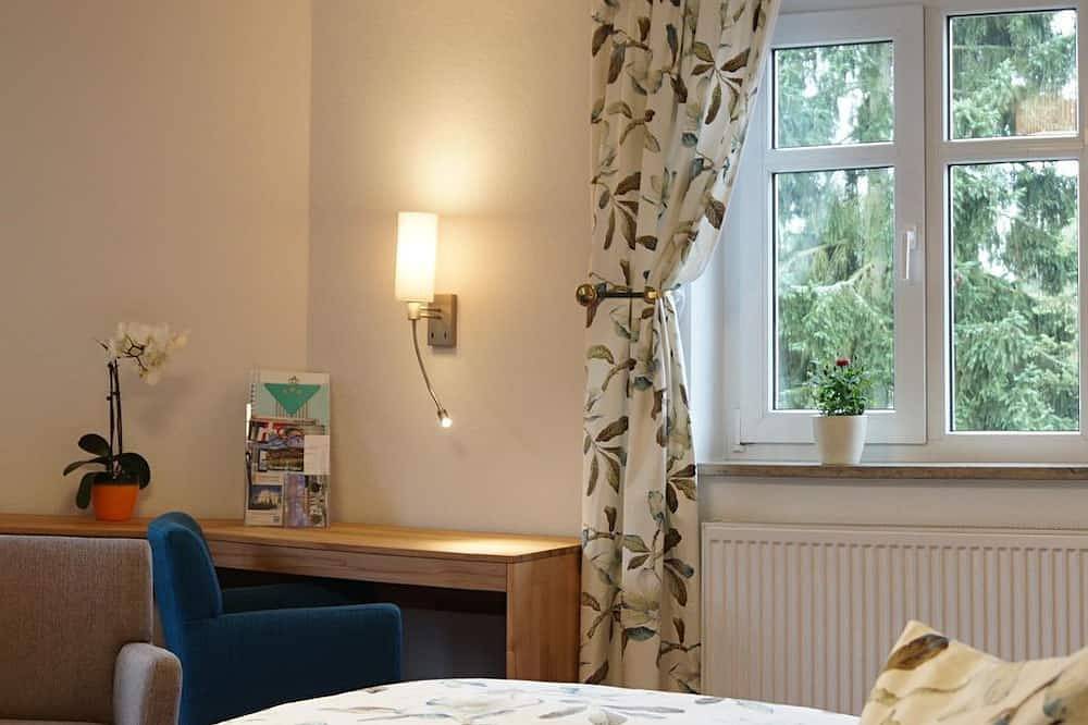 Double room, shower, Wc, comfort online - Parkhotel Helene in Bad Elster, Chemnitz (region)