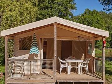 Camping voor 5 Personen in Montagnac-Montpezat, Provence-Alpes-Côte d'Azur, Afbeelding 1