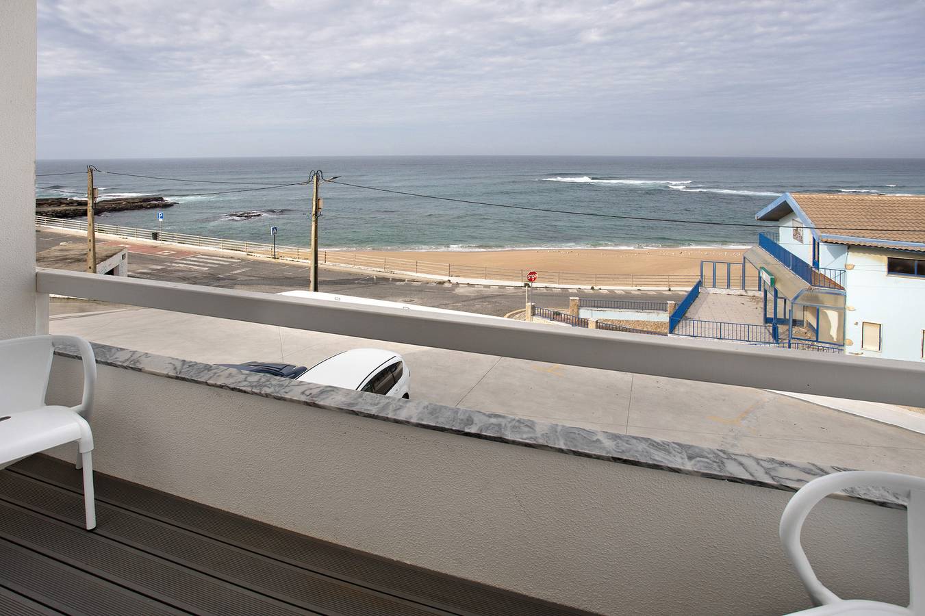 Room 'Vista Mar 4' with Balcony and Wi-Fi in Ribamar, Lissabon distrikt