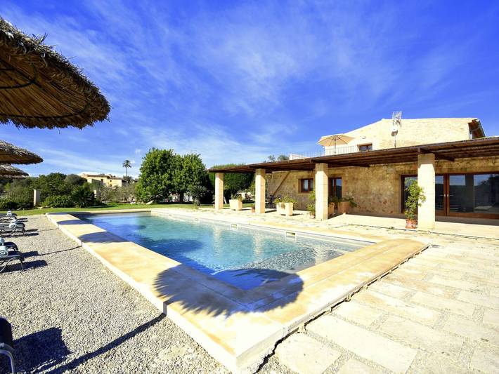 Finca für 3 Personen, mit Ausblick und Pool sowie Garten und Terrasse, kinderfreundlich in Petra (Mallorca)