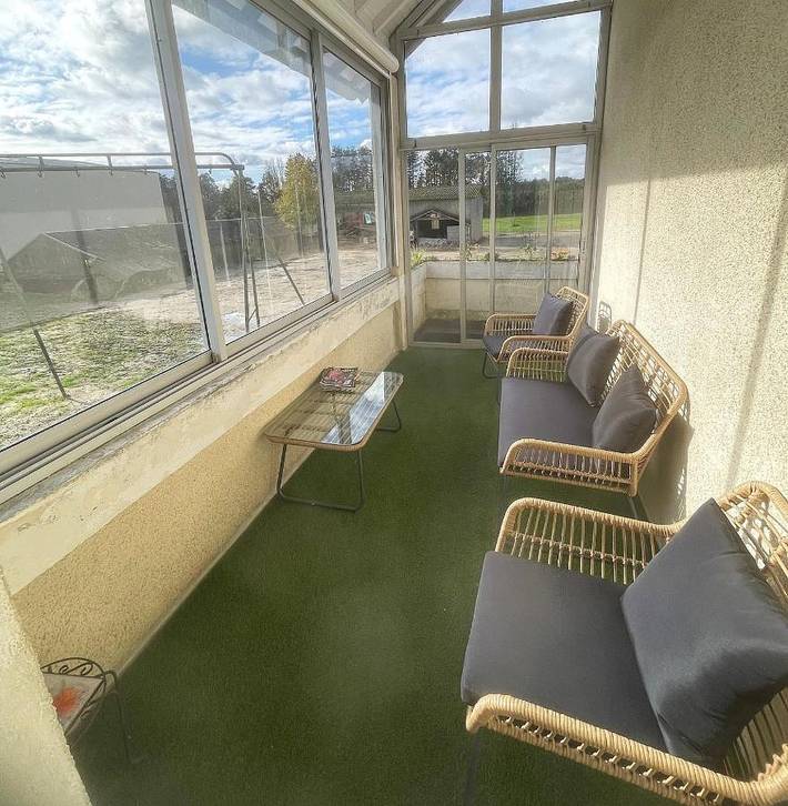 Location de vacances pour 7 personnes, avec Balcon ainsi que Jardin et Vue à Dhuizon