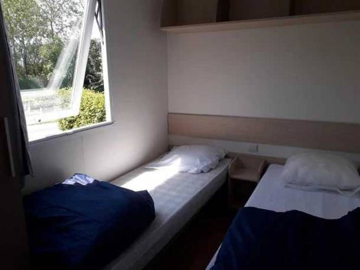 Mobil home pour 6 personnes, avec bassin pour enfant et sauna à Pouldreuzic - 4