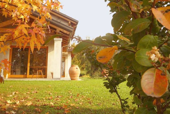 Casa vacanza per 2 persone, con Balcone e Terrazza nonché Giardino e Panorama a Oggiono