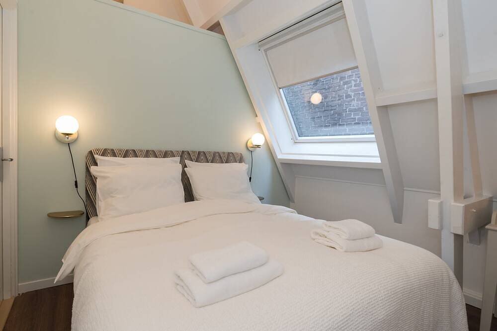 Six Boutique Hotel - Luxury Quadruple Room in Haarlem, Niederländische Nordsee