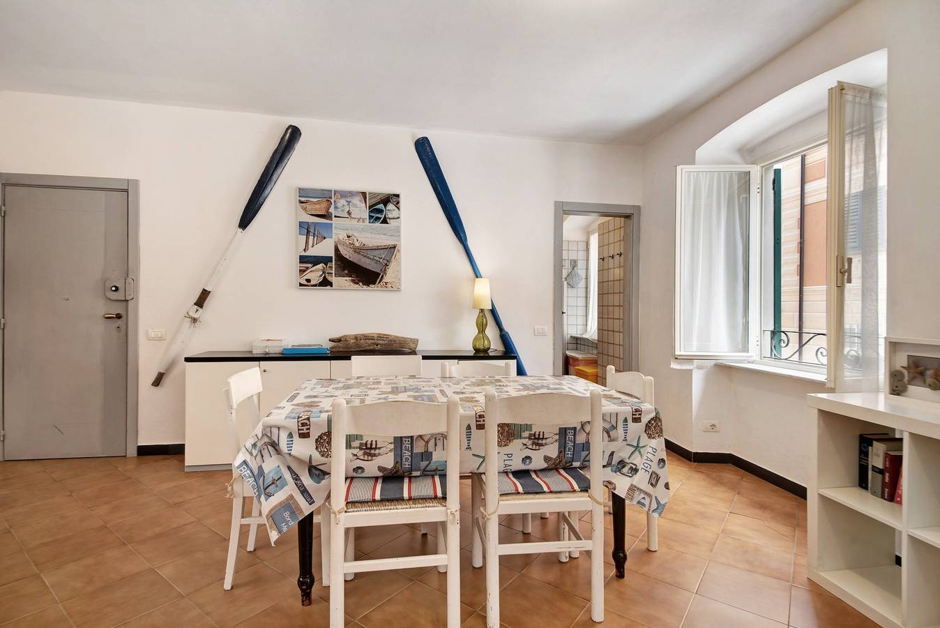 Entire apartment, Apartment 'Oceane Paradise - Churchill' with Sea View, Balcony and Wi-Fi in Levanto, Levanto Municipality