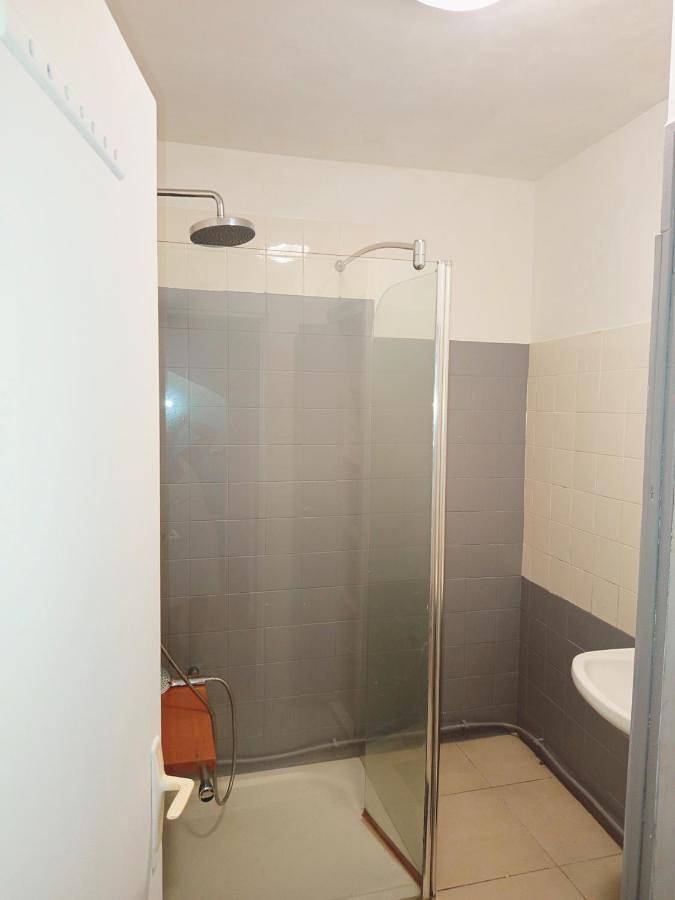 Gîte pour 2 personnes, avec vue sur le lac ainsi que balcon et vue dans Office De Tourisme De Martigues - 3