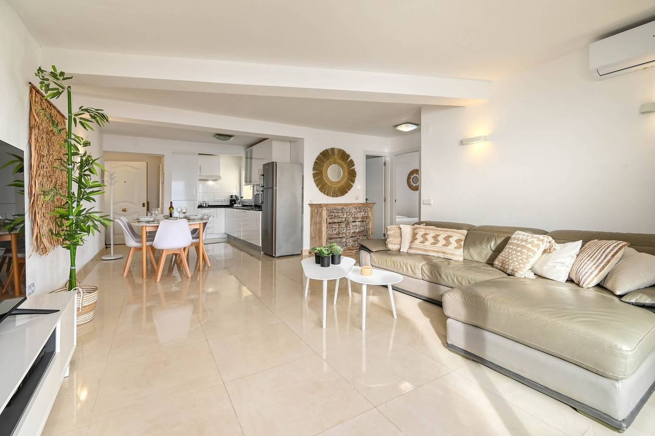 Appartement entier, Appartement « La Perla Vue Mer, 3 Chambres, Piscine Commune et Wi-Fi » in Vieille ville de Calpe, Calpe