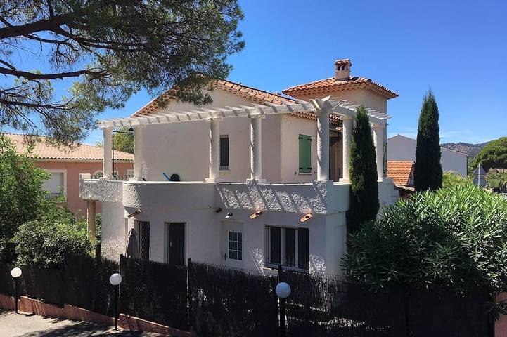 Gîte pour 4 personnes, avec jardin et terrasse, animaux acceptés dans Plage de San Peire