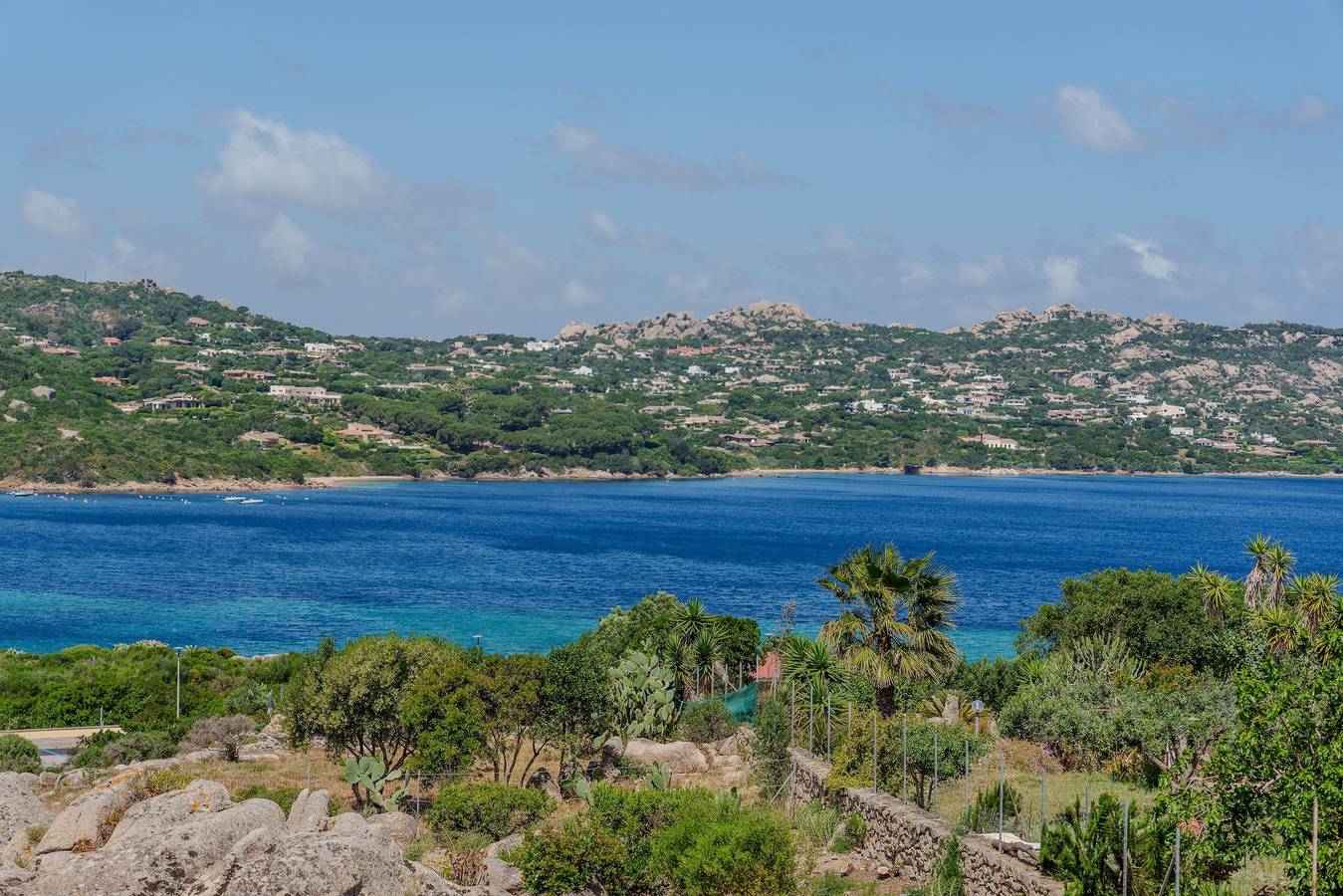 Entire apartment, Apartment 'La Terrazza sul Mare' with Sea View, Terrace and Wi-Fi in Palau (town), Palau (Sardinia)