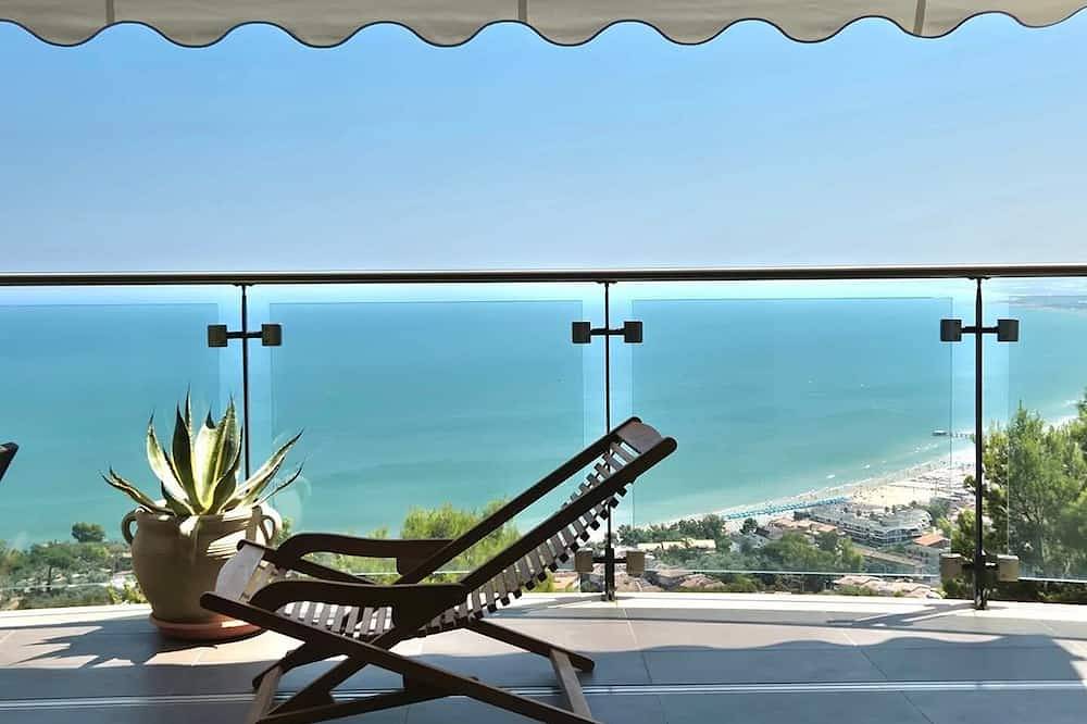 Apartamento entero, Vast sea view in Vasto, Provincia de Chieti