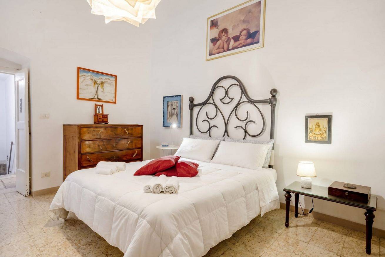 Ganze Wohnung, Ferienwohnung für 2 Personen mit Balkon/Terrasse in Bitonto, Bari Provinz