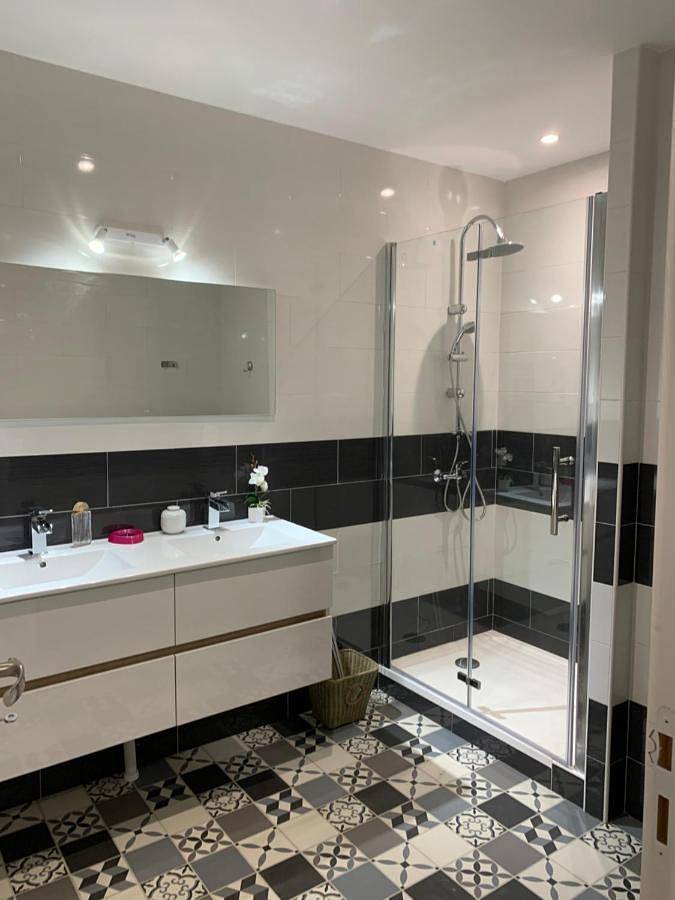 Location de vacances pour 9 personnes, avec jardin et vue à Petit-Palais-et-Cornemps - 3