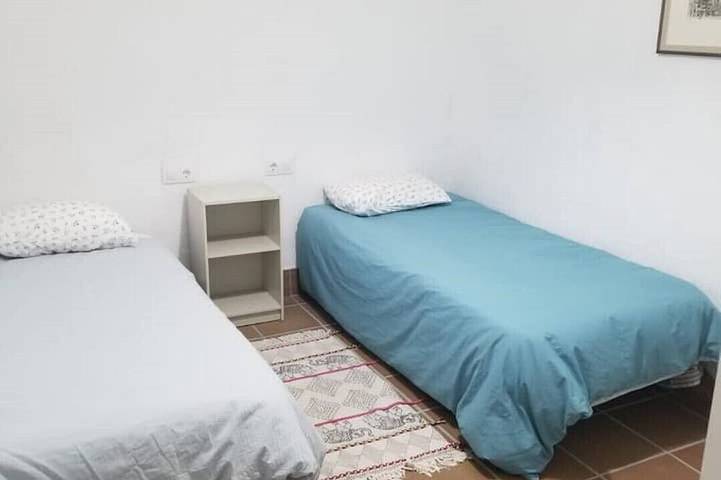 Gîte pour 6 personnes, avec jardin ainsi que terrasse et piscine à Arenys de Mar - 2