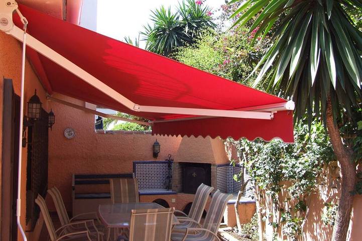 Vacation rental for 5 people, with garden and terrace in Marbella