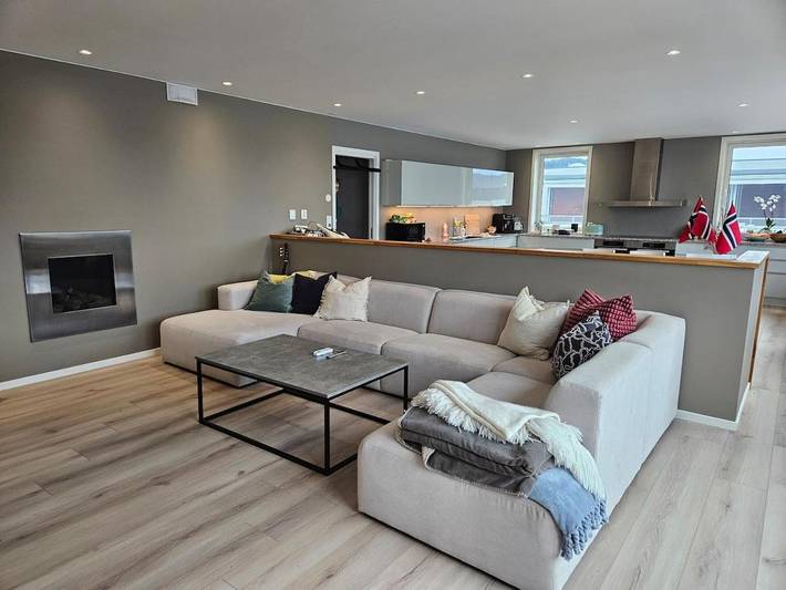 Ferienwohnung für 10 Personen, mit Terrasse und Ausblick - 1