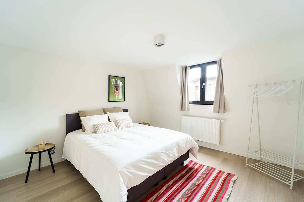 Spacious 3-Bedroom Home in Berchem -Sleeps 8! in Antwerpen, Antwerpen en omgeving