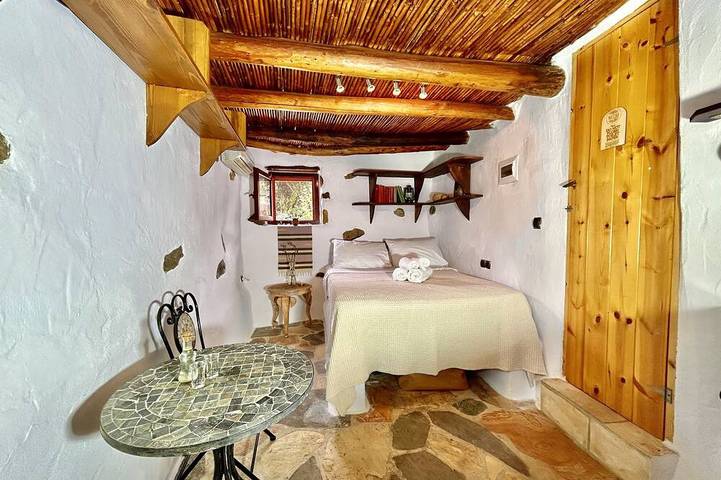 Gîte pour 2 personnes, avec Balcon et Jardin
