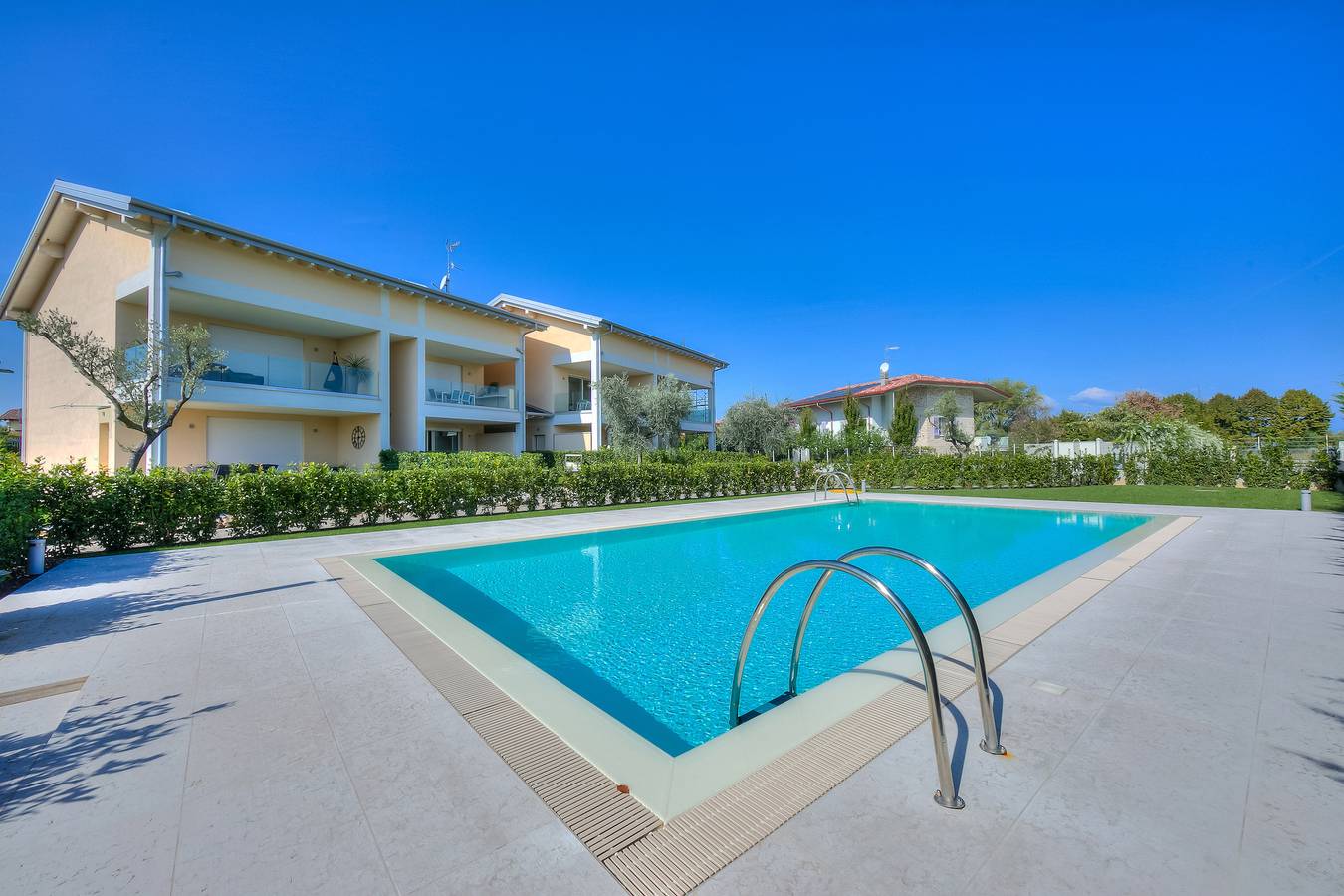 Appartement entier, Una Meta Tra Gli Ulivi in Peschiera del Garda, Montagnes autour du lac de Garde