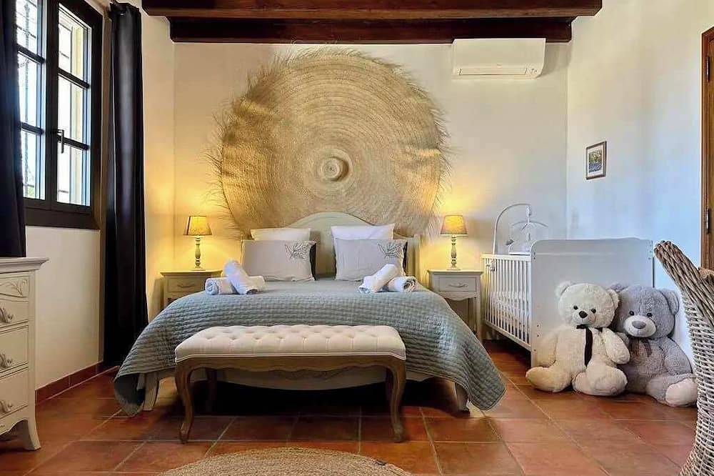 Villa in Murs, heart of the Luberon in Murs, Regionaler Naturpark Luberon