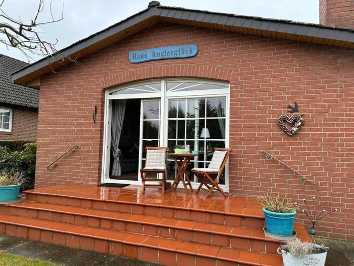 Ferienwohnung für 3 Personen, mit Terrasse und Garten sowie Ausblick