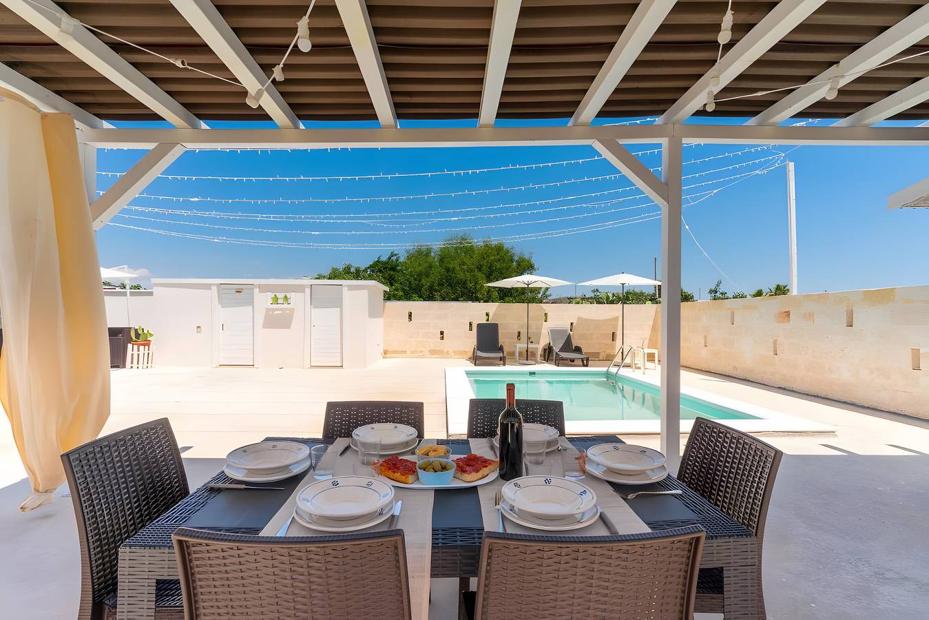Holiday Home 'Dilauro Con Piscina 2' with Shared Pool, Shared Terrace and Air Conditioning in Torricella, Gulf of Taranto