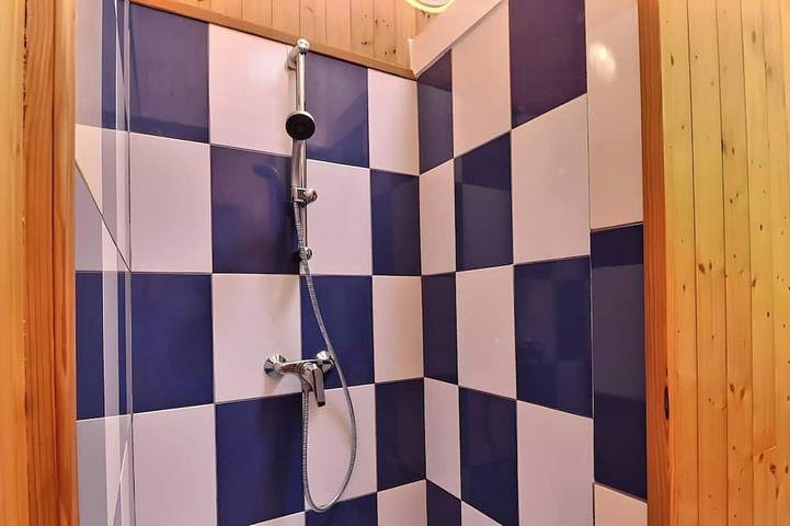 Location de vacances pour 4 personnes, avec jardin et balcon à Saint-Laurent-les-Bains - 4