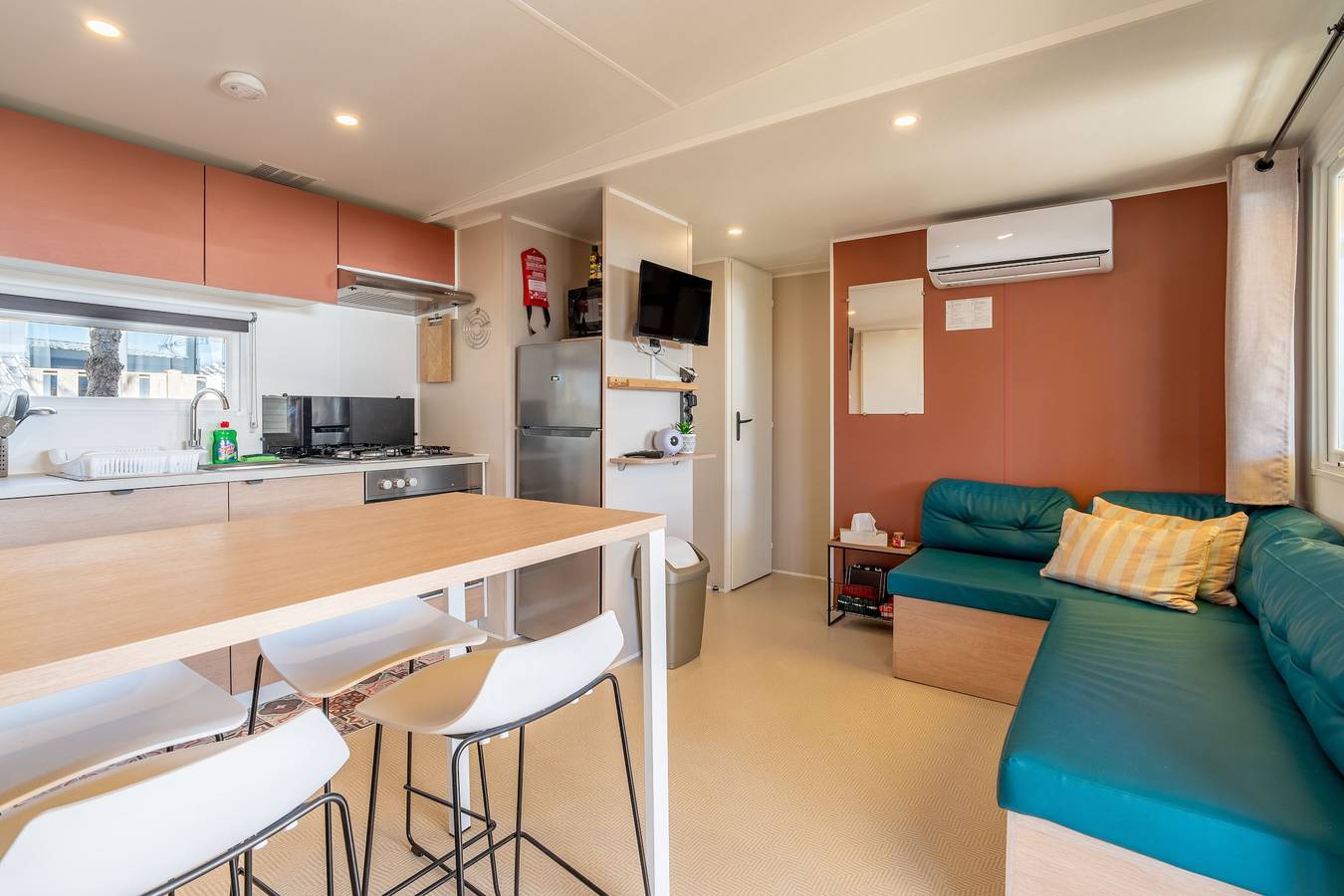 Mobilhome Sympa au camping Domaine La Yole 5 étoiles in Vendres, Côte méditerranéenne (France)