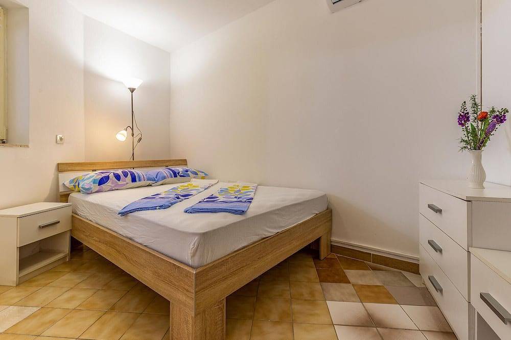 Jolie maison de 2 chambres à Premantura in Premantura, Côte Sud d'Istrie