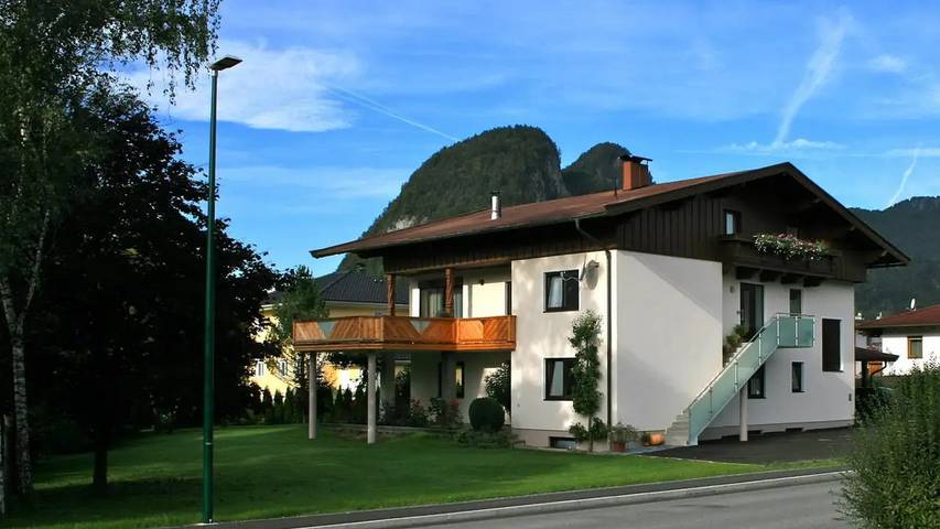 Ferienwohnung für 2 Personen, mit Balkon und Garten in Kössen