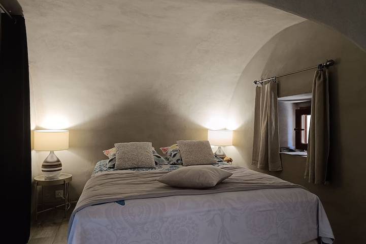 Location de vacances pour 4 personnes, avec jardin à Santa-Lucia-di-Mercurio - 4