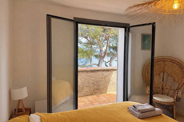 Location de vacances pour 12 personnes, avec jacuzzi ainsi que terrasse et jardin dans Port du Niel - 3