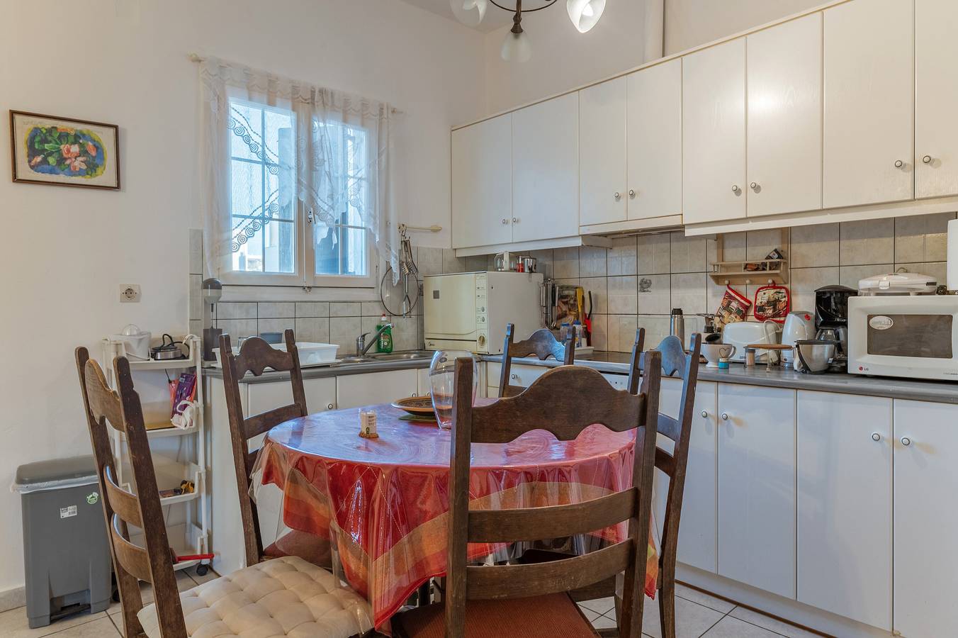 Ferienhaus 'Charmante' mit Bergblick, Wi-Fi und Klimaanlage in Tínos