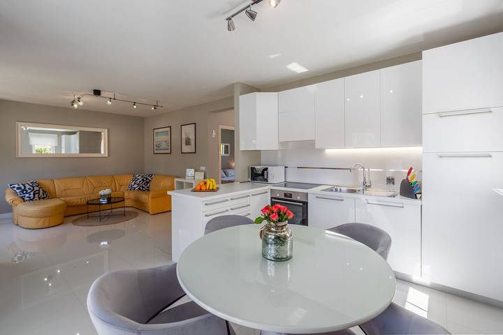 Ferienwohnung für 4 Personen, mit Garten und Terrasse in Funtana - 3