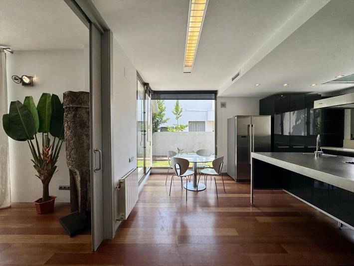 Location de vacances pour 10 personnes, avec jardin et vue ainsi que piscine et terrasse à Bétera - 4