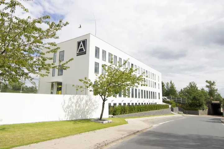 Hotel für 3 Personen, mit Whirlpool und Garten - 1
